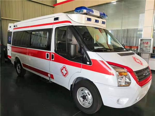 宜良县福特V362救护车